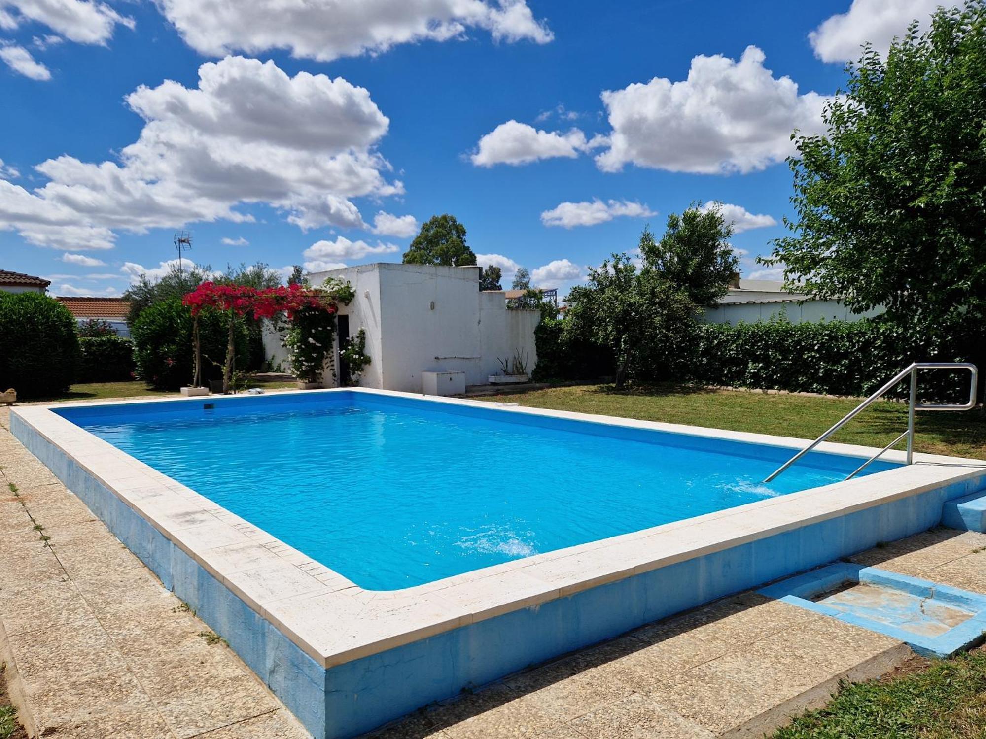 Casa En El Campo Cerca De Sevilla La Rinconada Luaran gambar